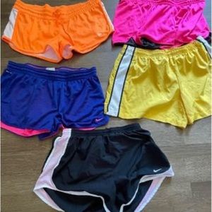 5 pairs of wins large Nike shorts
